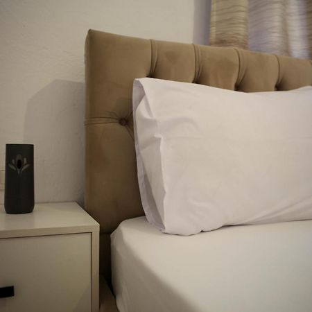 Apartment Jani Sarandë Eksteriør billede
