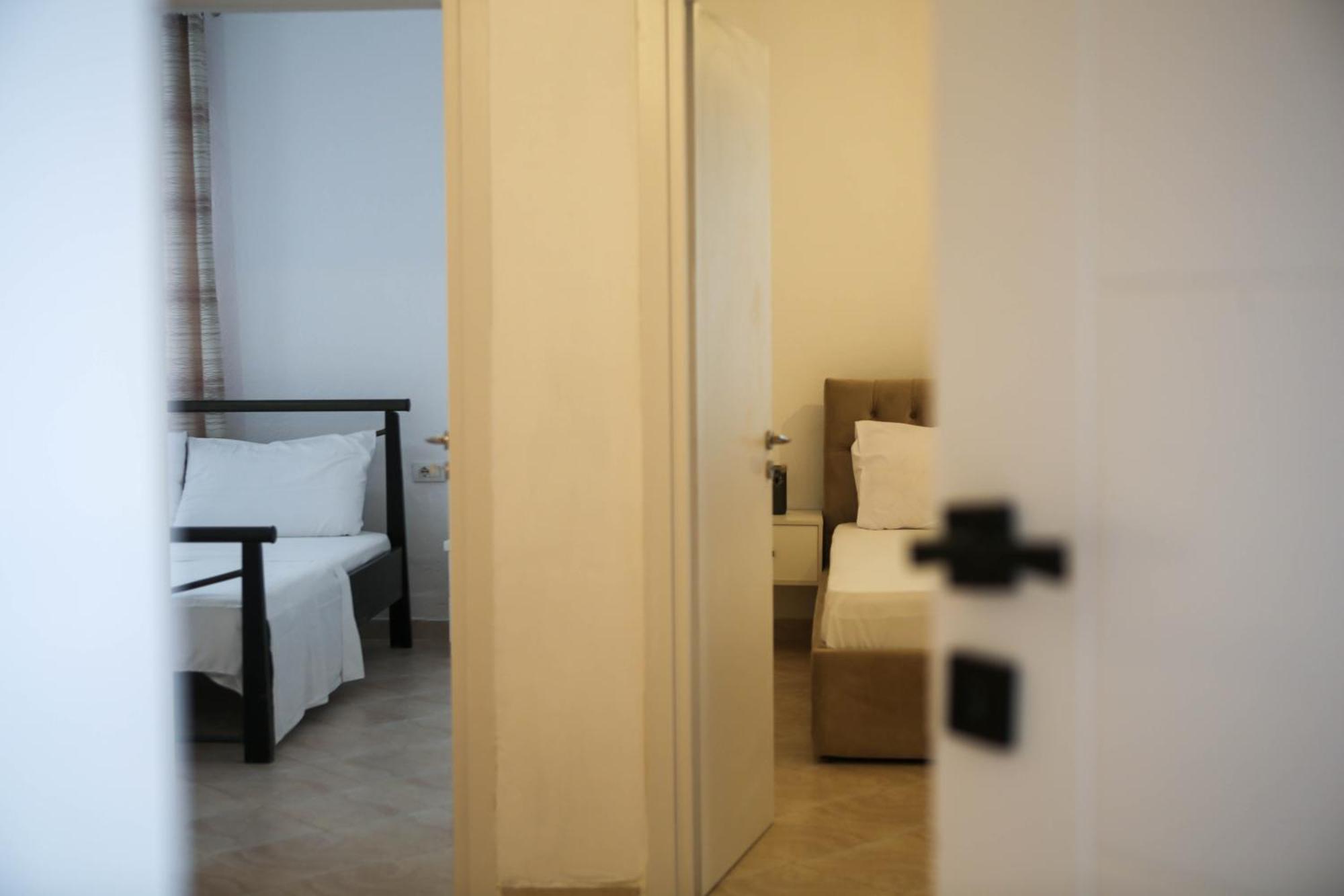 Apartment Jani Sarandë Eksteriør billede