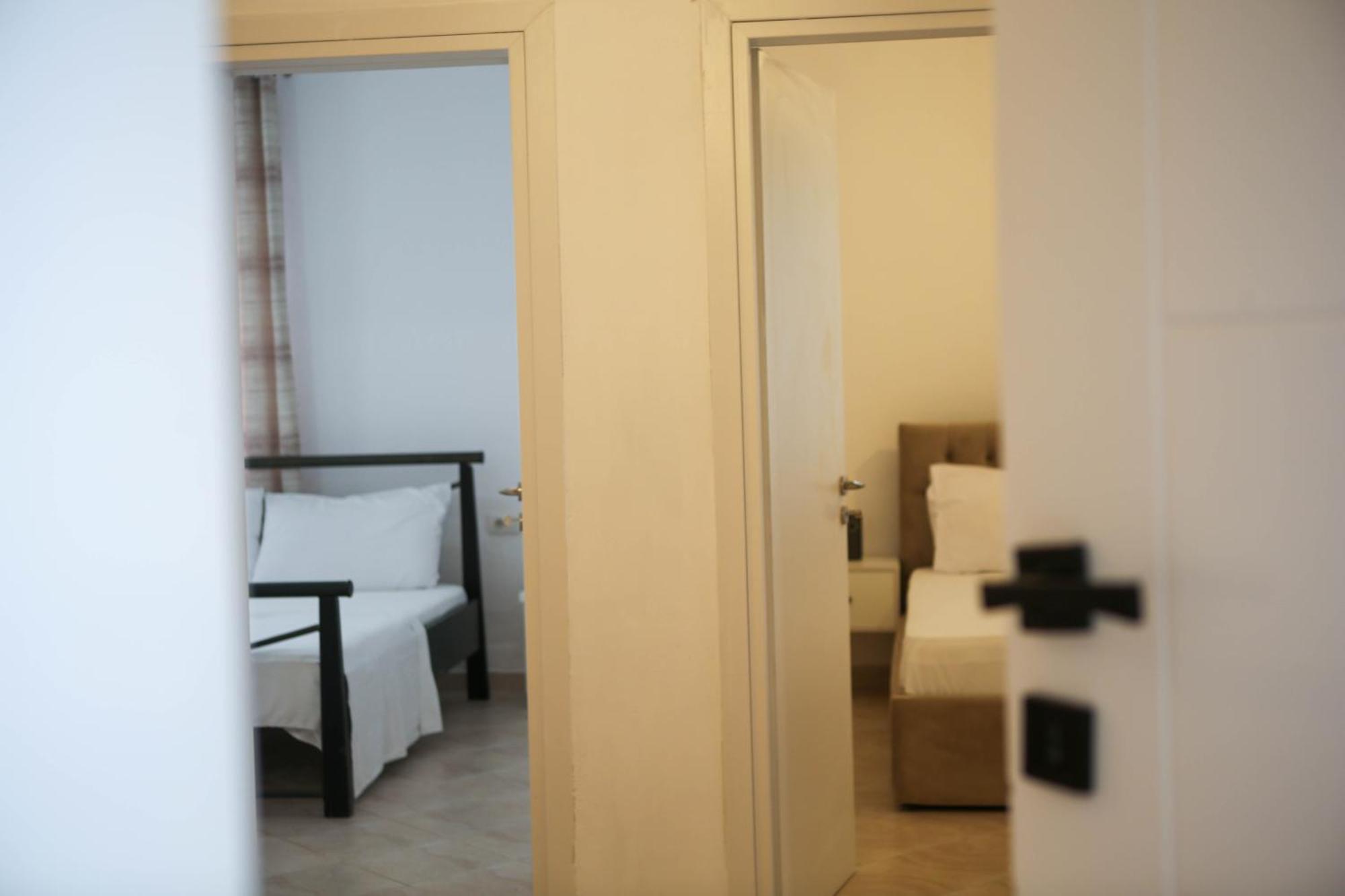 Apartment Jani Sarandë Eksteriør billede