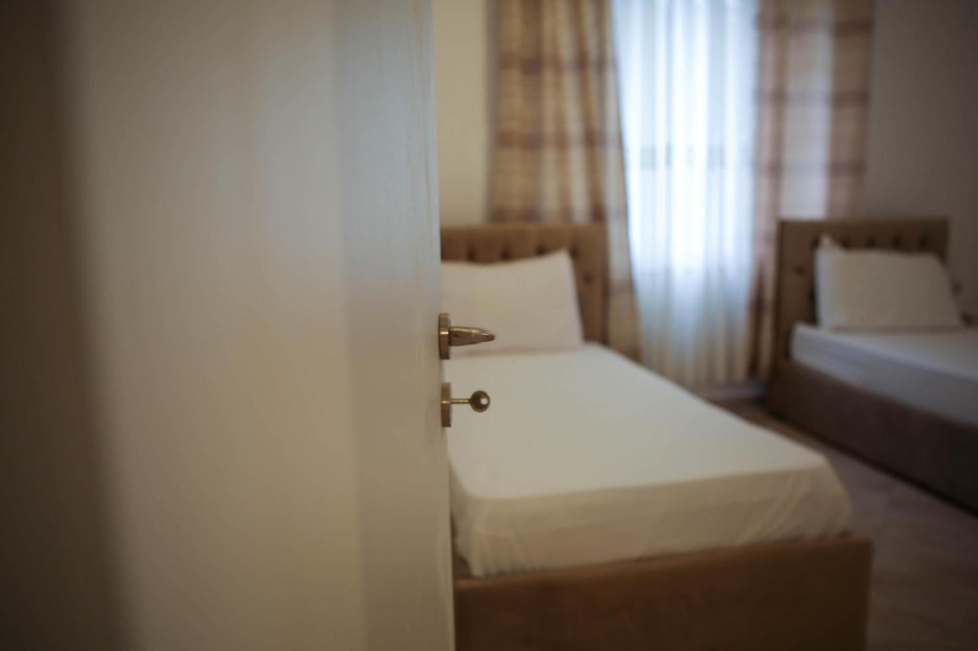 Apartment Jani Sarandë Eksteriør billede